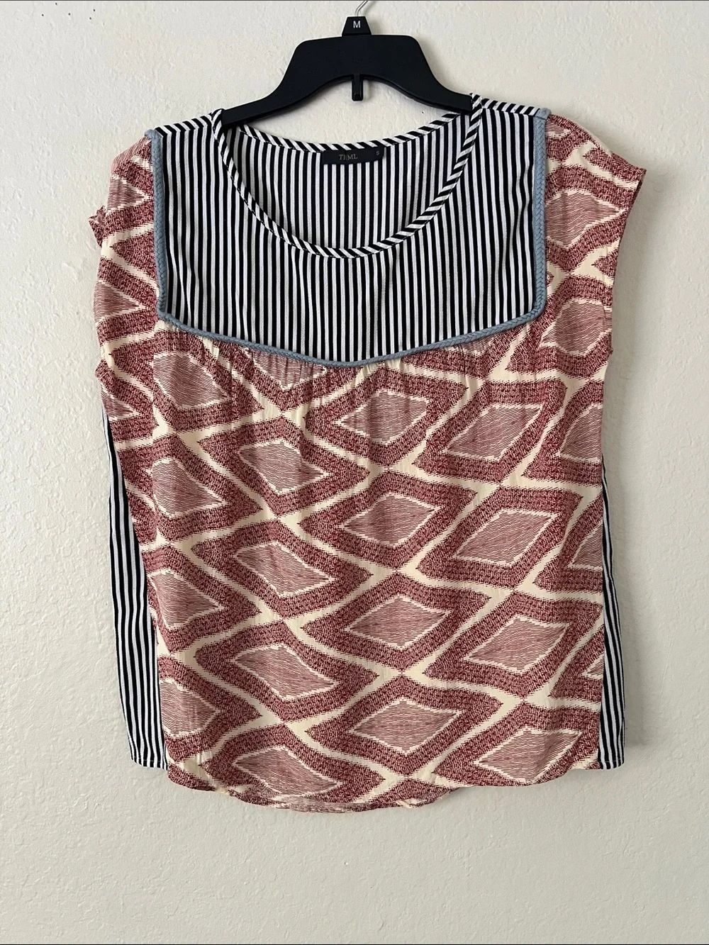 Like New! THML Striped Sleeveless Blouse 100% Rayon Size S